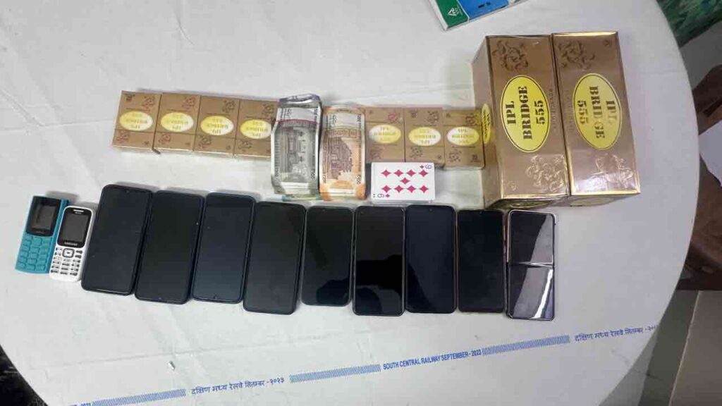 Nine Arrested During Raid On Lady Don's Illegal Gaming Adda; Rs. 62,620 Cash Seized