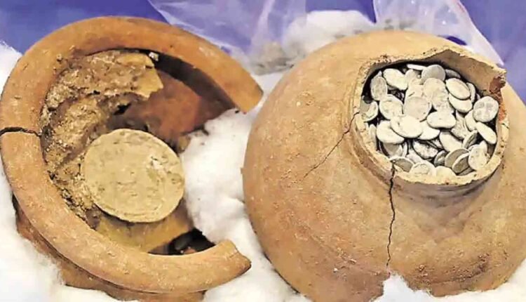Excavation in Phanigiri Buddhist Temple Found 3,730 Lead Coins in Pot, Jewelry And Toys