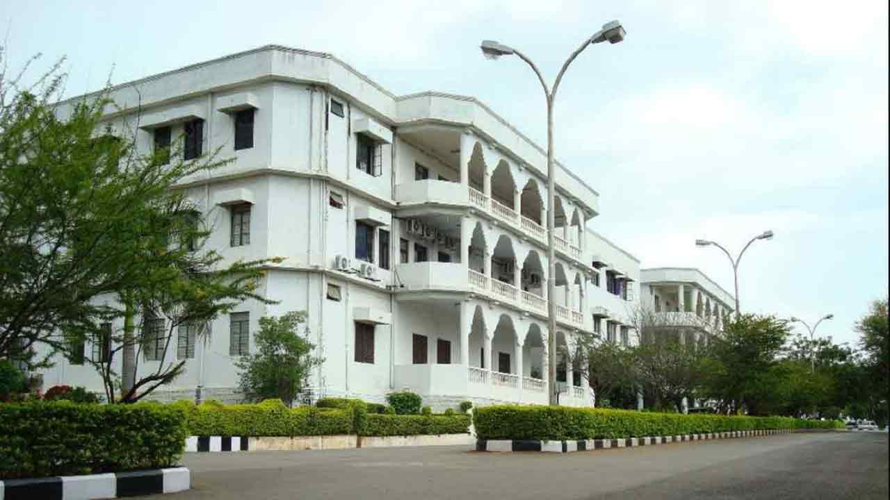 IIIT Hyderabad launches affordable online MS degree in Information Technology on Coursera