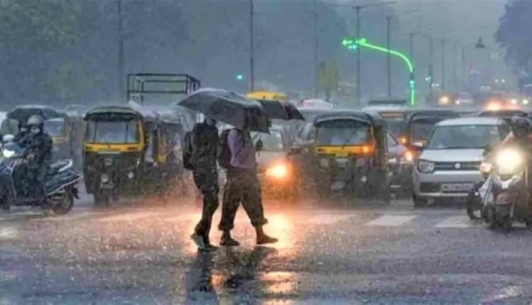 Heavy Rain Forecast For Telangana Districts For Next 48 Hours