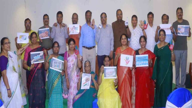 Vasavi Club of Buddhapurnima organized #GoVote, a vote awareness drive