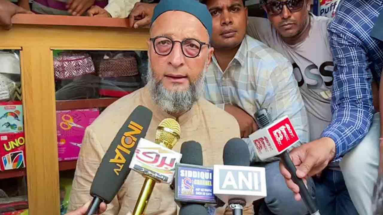 Hyderabad Lawyers, Doctors, Islamic scholars, and intellectuals Declare Support to Asaduddin Owaisi