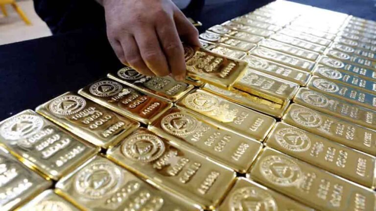 Gold Rates Fall In Hyderabad After Independence Day