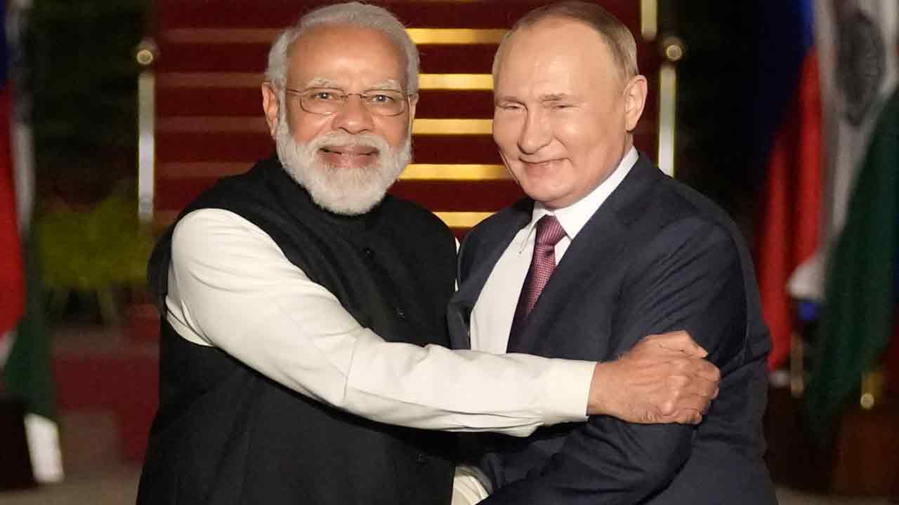 India-Russia Visa-Free Tourist Exchange Talks In June