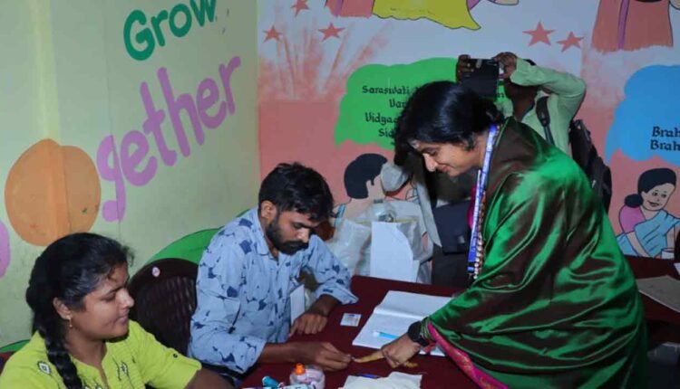 BJP Hyderabad MP Candidate K. Madhavi Latha Casts Her Vote
