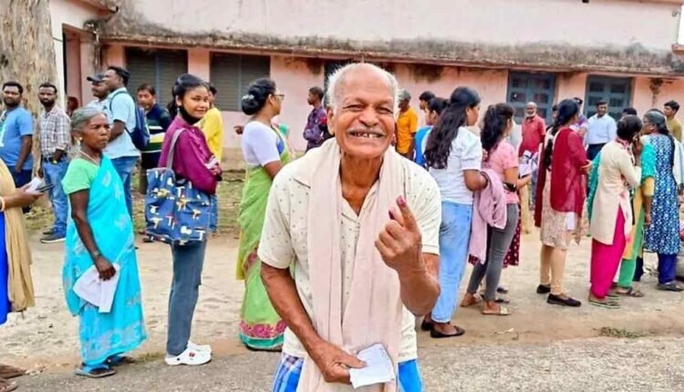 Telangana Recorded 61.16 Percent Polling Till 5 Pm 