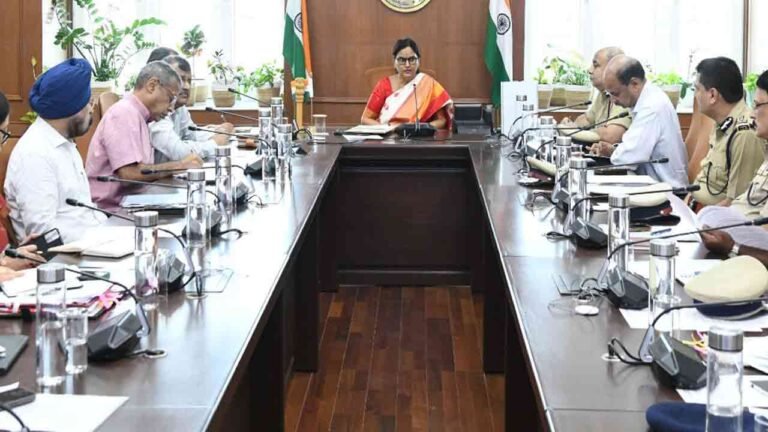 Telangana Formation Day Celebration Will Be Held At Parade Ground: CS Santhi Kumari