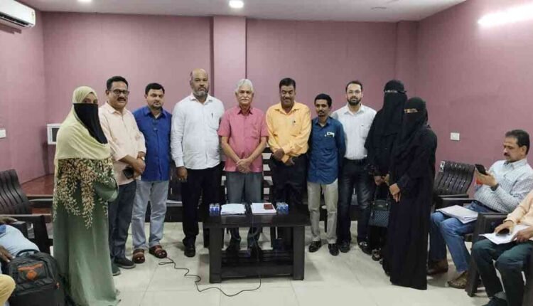 Srinivas Reddy Assures to consider the demands of the Urdu Journalists Federation