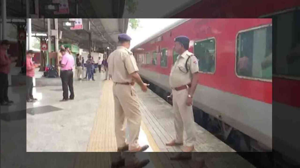 Drunk Soldier Urinates On Train Berth, Wets Woman Sitting Below