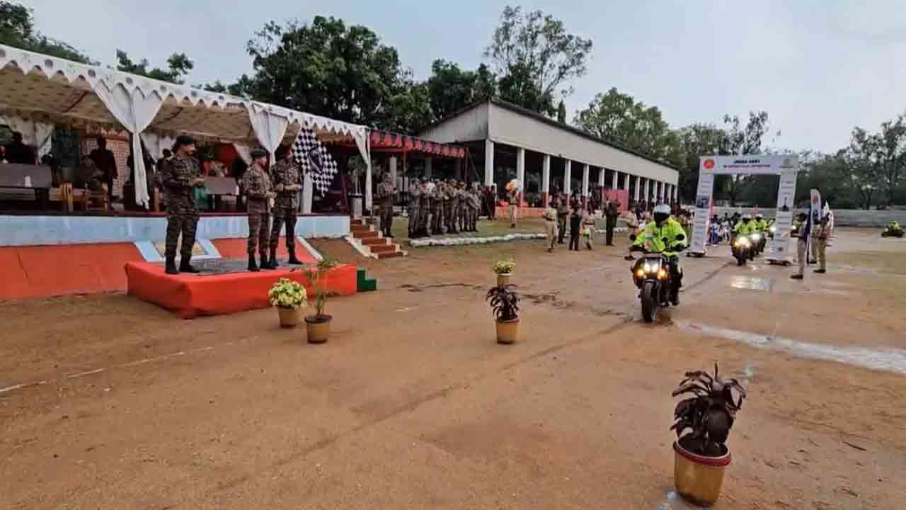 Indian Army Delta 5 Motorcycle Expedition Arrives In Hyderabad