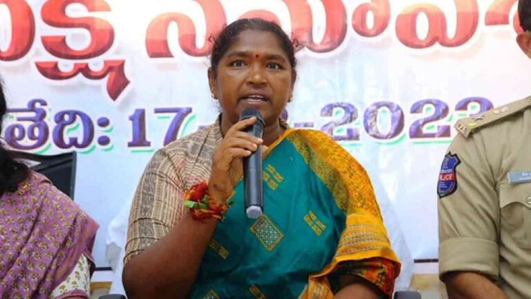 Seethakka Stressed Need To Pass Culture Of Bathukumma To Coming Generation