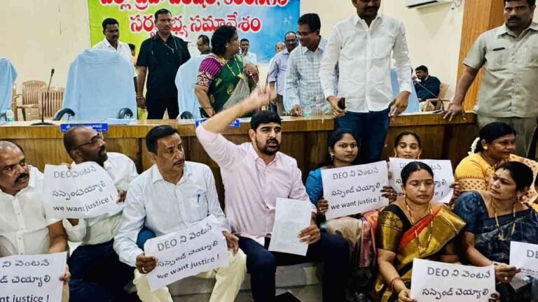 Kaushik Reddy booked against for obstructing duty