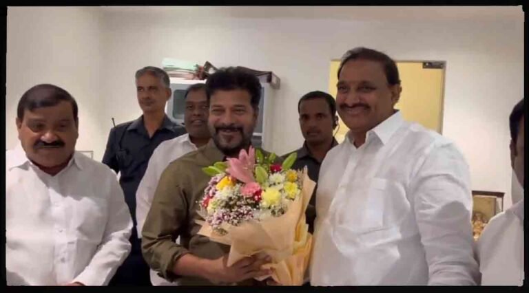 Another Shock For BRS: Gandhi For Congress 