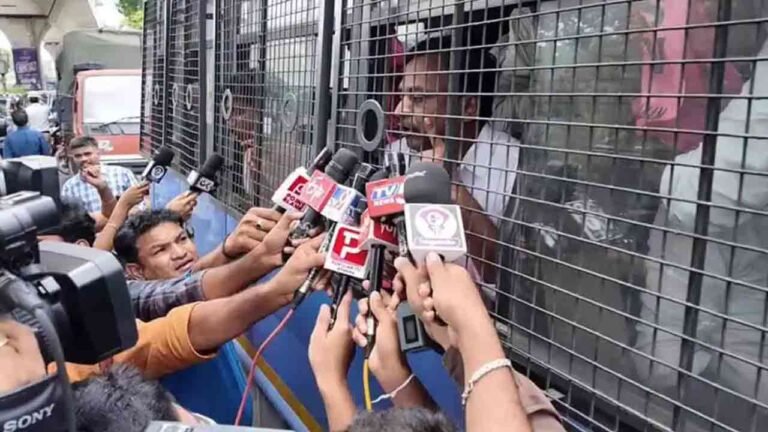 Tension At TGPSC: Unemployed JAC Leaders Tried To Besiege Office 