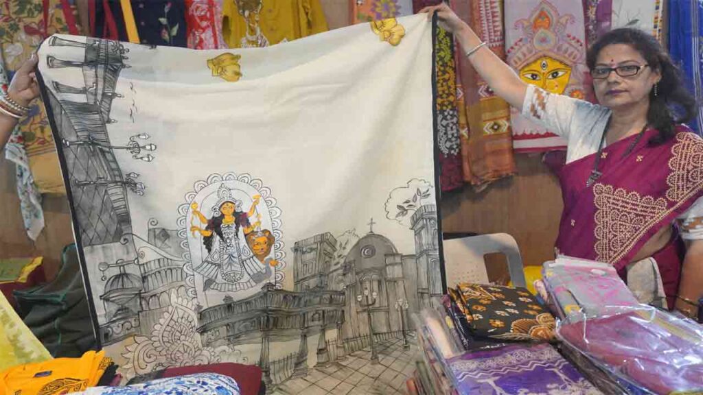 7 Day Handicrafts Exhibition from Shantiniketan, ‘Swayambhar Naari’ kicked off