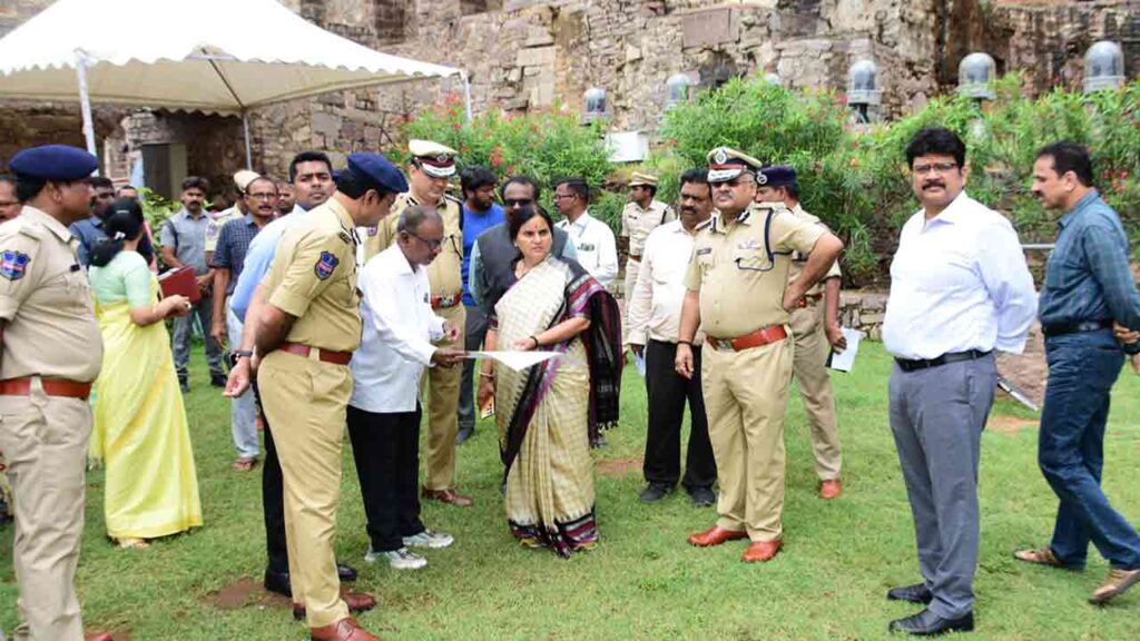 Independence Day 2024: CS Visits Historic Golconda Fort