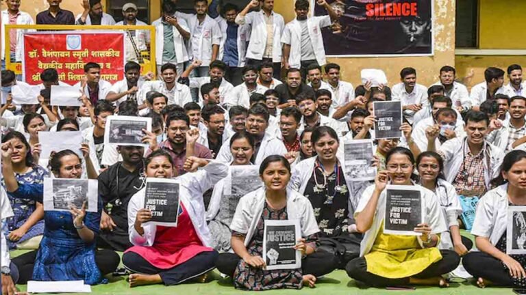 Central Health Ministry Orders Hospitals To File Cases Within 6 Hours Of Any Attack