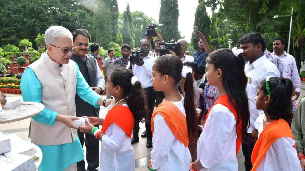 Governor Hoisted the National Flag at Raj Bhavan In Hyderabad