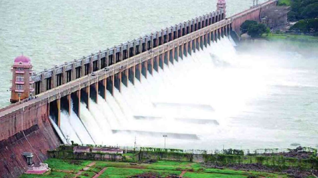 Tungabhadra Dam Gate Washed Away by Floods