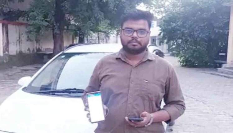 Car Driver Challaned For Not Wearing Helmet