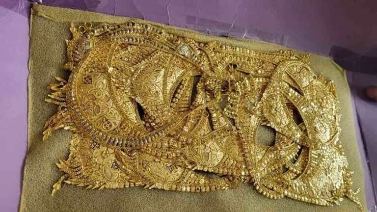 Police Seize 4.8 KGs Of Gold Ornaments From Private Travel Bus
