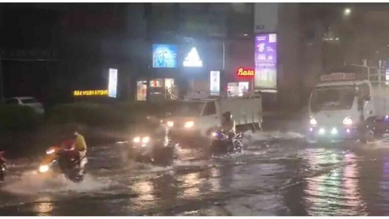 WATCH | Heavy Rains Lash Hyderabad, Areas Flooded