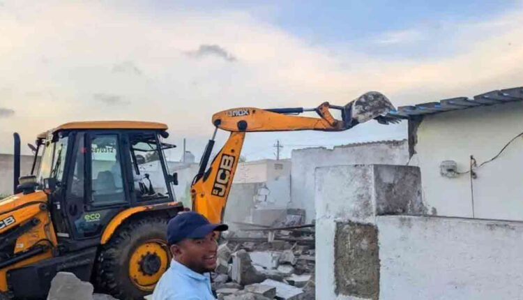 Crack Down on Illegal Buildings in Mahbubnagar