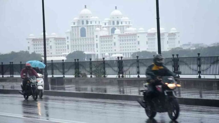 Intense Thunderstorms Expected in Hyderabad and Districts