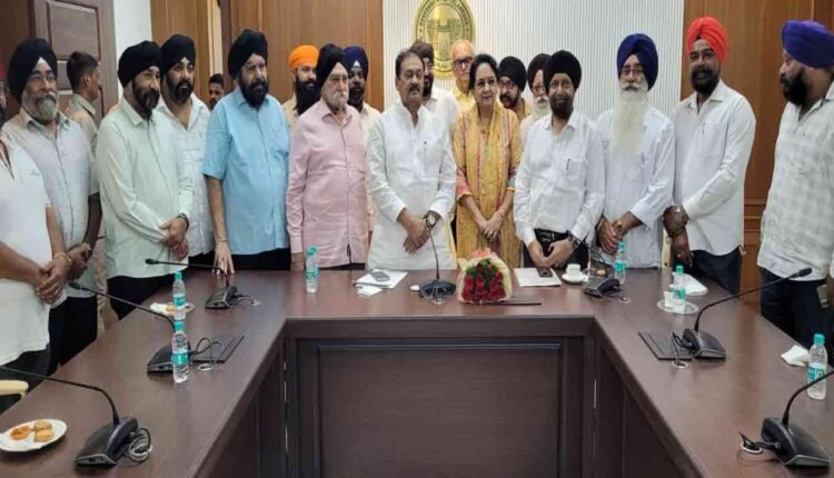 Govt To Ban On Kangana Ranaut's Film '"Emergency"' Following Appeal Of Sikh Community