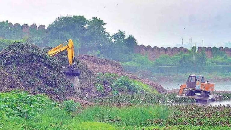 City's Shah Hatim Lake Dying A Slow Death With Loads Of Debris