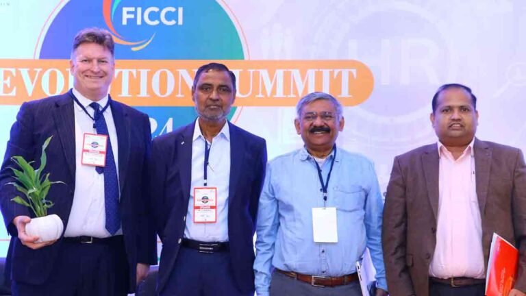 Flexible workforce, part-time, contractual, gig, and outsourced workers are going to be the norm in future: T. Muralidharan