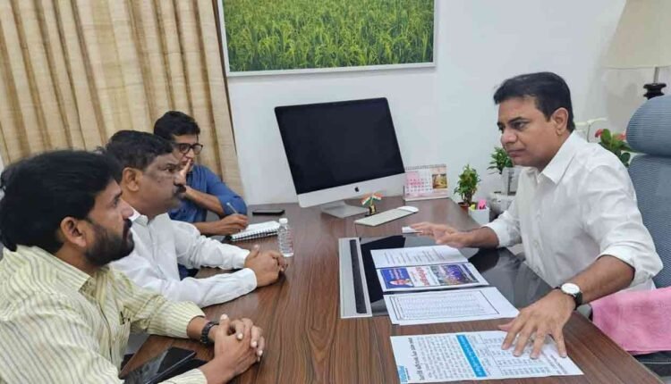 Hyderabad: Tension Escalates as Govt. Prevents BRS leaders from Studying Hospitals