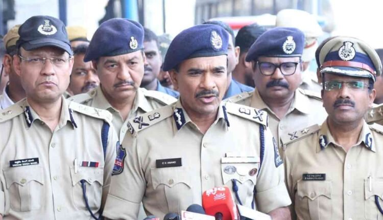 Hyderabad CP CV Anand Reports Peaceful Ganesh Idol Immersion