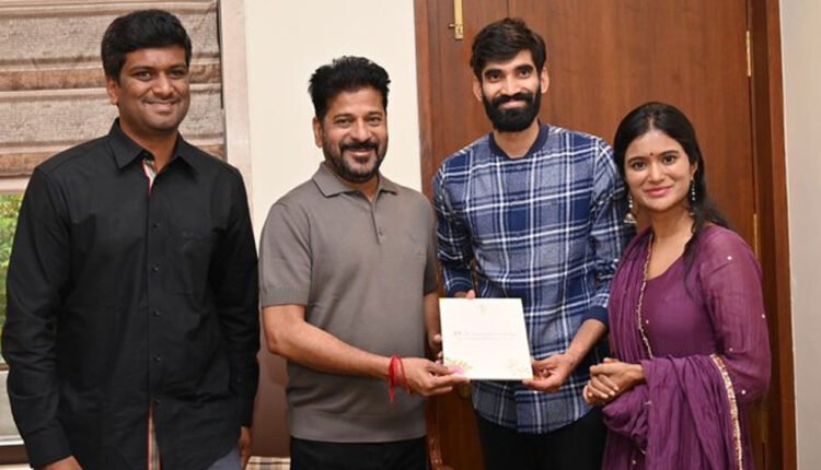 Badminton Star Srikanth Invite CM Revanth To His Wedding