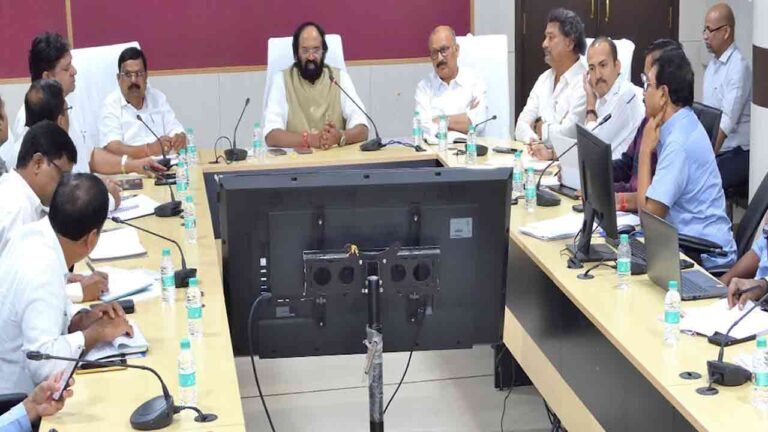 Uttam Kumar Reddy Orders Fast-Tracking Of SLBC Tunnel Works