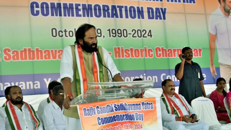 Uttam praises Gandhi family's role in nation's unity, urges Congress cadre to uphold legacy