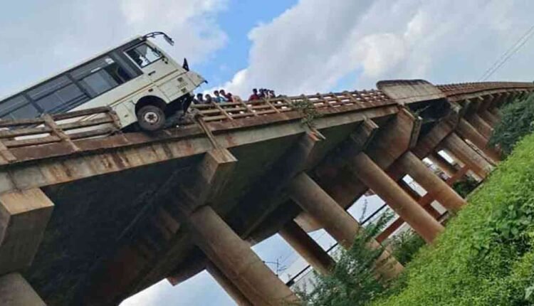 TGRTC Bus Hit A Bridge In Sangareddy, 30 People Injured