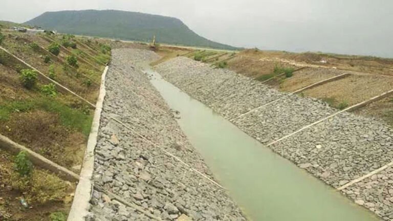 Devadula Project Pipeline Bursted In Warangal