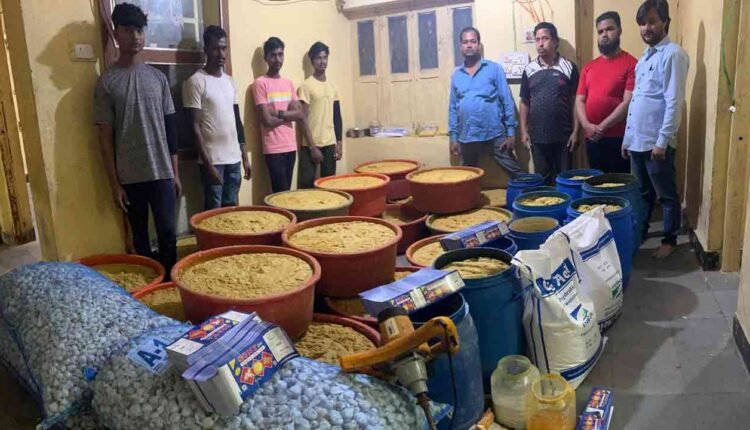 Hyderabad Task Force Arrested Eight People Selling Adulterated Ginger Garlic Paste