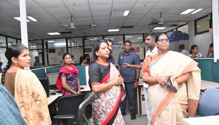 Employees should follow the time regime: Mayor Gadwal Vijayalakshmi