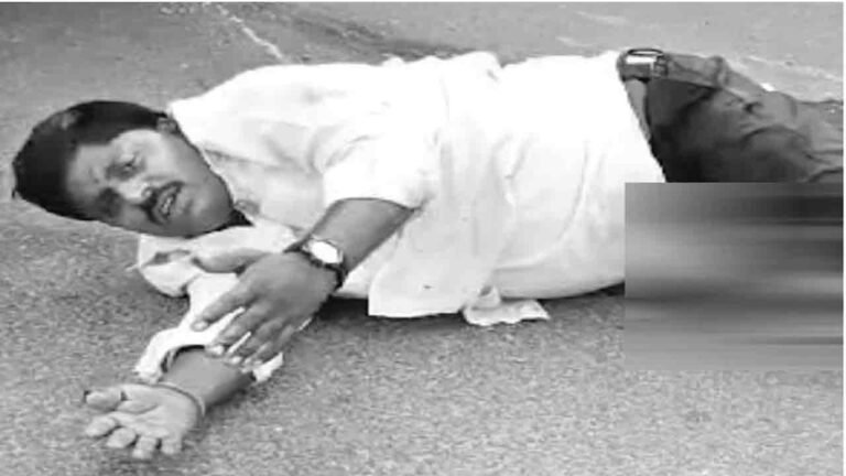 Road Accident: Humanity is forgotten and the competition for photos