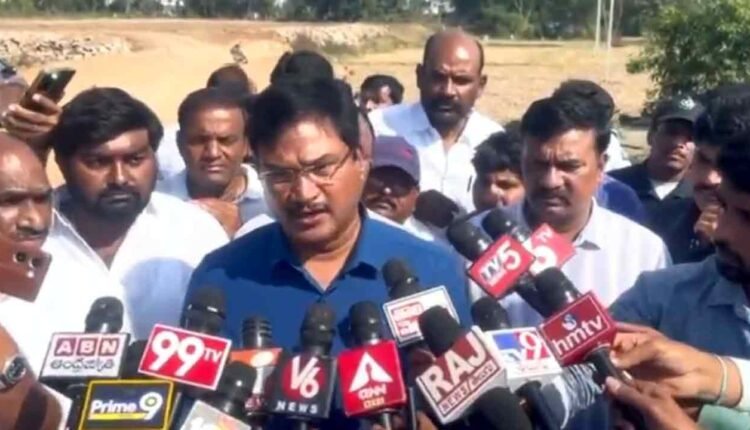 HYDRA Commissioner Orders Action Against Encroachments, Protects Lakes