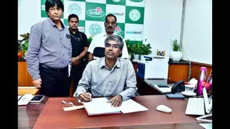 Trade License Fee Should Be Collected By December 31: Commissioner Ilambarthi