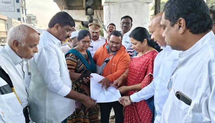 GHMC Deputy Mayor Srilatha Inspects Tarnaka Junction Works