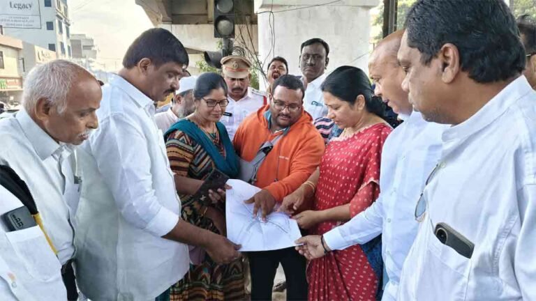 GHMC Deputy Mayor Srilatha Inspects Tarnaka Junction Works