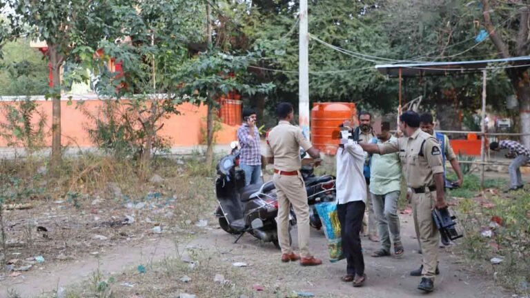 Two Drugs Peddler Arrested: 6 Kg Ganja Seized