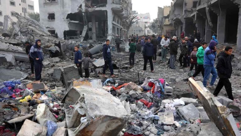 19 Died As Israel Strikes Palestanians In Gaza
