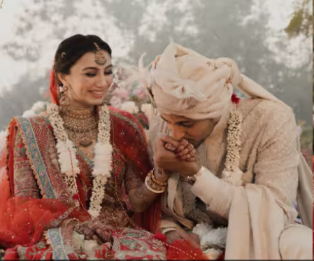 Darshan Raval Marries Best Friend Dharal Surelia