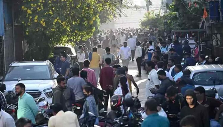 JEE Mains Exam: 3 Students Denied Entry for Arriving Late