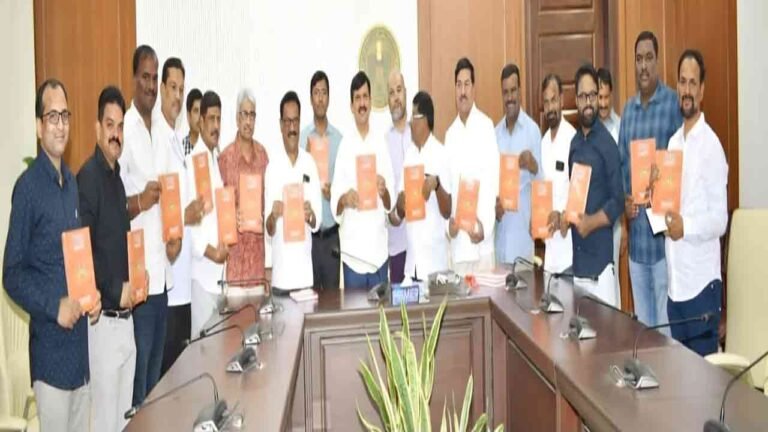 Minister Ponguleti Unveiled TUWJ Dairy-2025